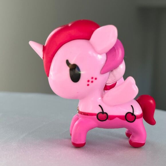 Tokidoki Neon Star Pink Magenta Cherries Unicorno Vinyl Collectible Figure - Picture 4 of 5